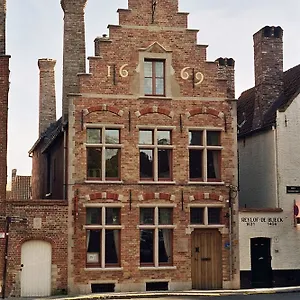 1669 Couette-café