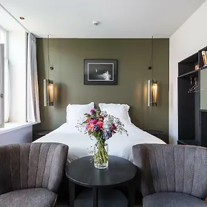Zakske13 - Design Boutique In Centre (adults Only) Bed and breakfast